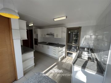 Casa en Venta en Avenida Las Perdices con los presidentes
