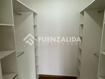 Casa en Venta en Javiera Carrera La Herradura