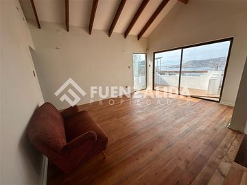 Casa en Venta en Javiera Carrera La Herradura