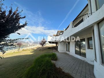 Casa en Venta en Javiera Carrera La Herradura