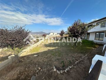 Casa en Venta en Javiera Carrera La Herradura