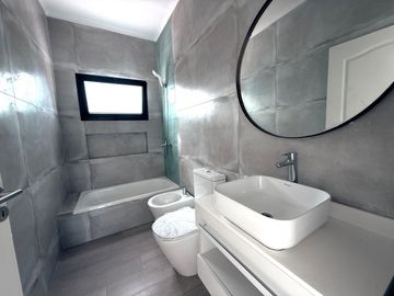 Venta de casa en San Matías sector Laguna