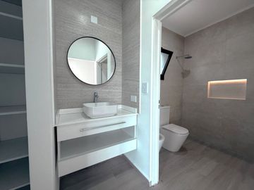 Venta de casa en San Matías sector Laguna