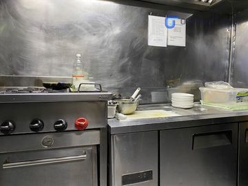 Local Comercial en Venta en Cafetería Pastelería Centro de Producción en Ñuñoa