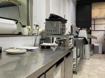 Local Comercial en Venta en Cafetería Pastelería Centro de Producción en Ñuñoa