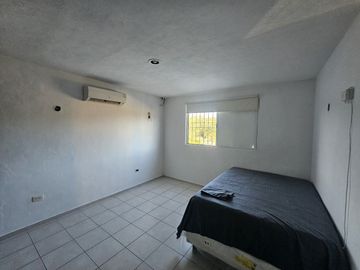 Casa en Venta sobre Avenida Principal – Ciudad Caucel
