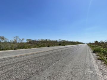 Lotes industriales a pie de carretera corredor industrial Hunucmá