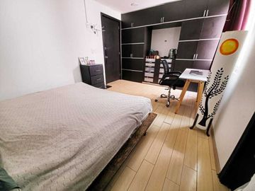 SE VENDE DEPARTAMENTO EN NARVARTE, MUY AMPLIO E ILUMINADO