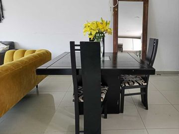 SE VENDE DEPARTAMENTO EN NARVARTE, MUY AMPLIO E ILUMINADO