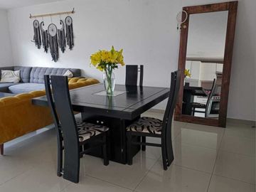 SE VENDE DEPARTAMENTO EN NARVARTE, MUY AMPLIO E ILUMINADO