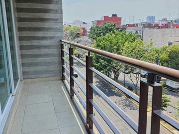 SE VENDE DEPARTAMENTO EN NARVARTE, MUY AMPLIO E ILUMINADO