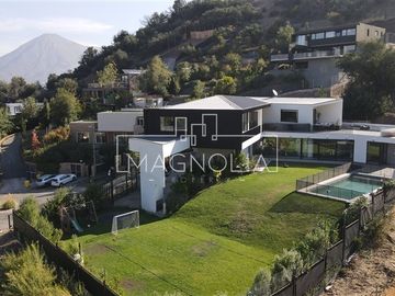 Casa en Venta en ESPECTACULAR CASA MEDITERRANEA EN VISTA SANTUARIO