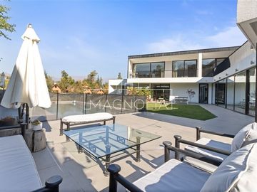 Casa en Venta en ESPECTACULAR CASA MEDITERRANEA EN VISTA SANTUARIO