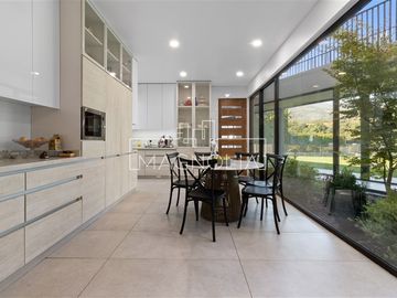 Casa en Venta en ESPECTACULAR CASA MEDITERRANEA EN VISTA SANTUARIO