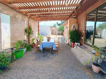 MAGNÍFICA CASA GRAN TERRENO MUY BIEN UBICADA