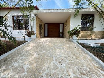 VENDO CASA CAMPESTRE EN CONDOMINIO LA HACIENDA EN ARJONA BOLIVAR