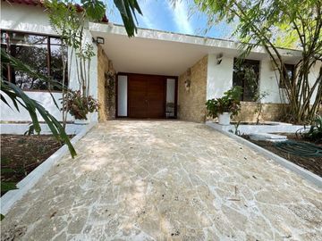 VENDO CASA CAMPESTRE EN CONDOMINIO LA HACIENDA EN ARJONA BOLIVAR