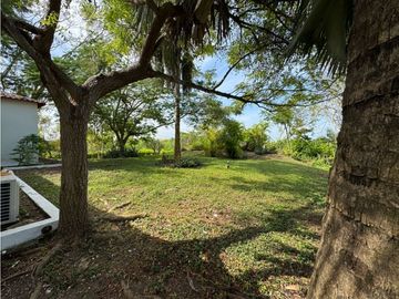 VENDO CASA CAMPESTRE EN CONDOMINIO LA HACIENDA EN ARJONA BOLIVAR