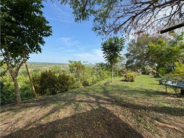 VENDO CASA CAMPESTRE EN CONDOMINIO LA HACIENDA EN ARJONA BOLIVAR