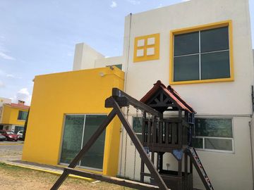 CASA FUNCIONAL EN VENTA EN PRIVADA, SAN MATEO ATENCO