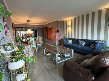 Departamento en Venta en Edificio Versalles