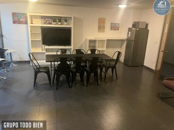 ¡Oportunidad única en el corazón del barrio Toesca!