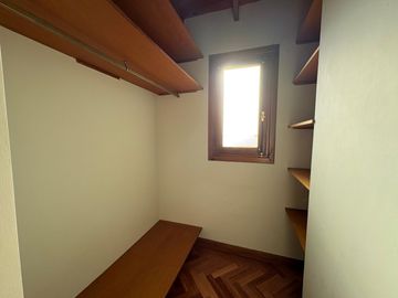 ALQUILER DE CASA EN Pilar