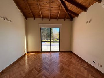 ALQUILER DE CASA EN Pilar