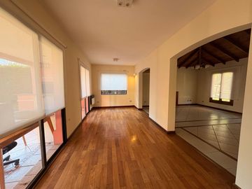 ALQUILER DE CASA EN Pilar