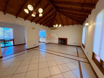 ALQUILER DE CASA EN Pilar