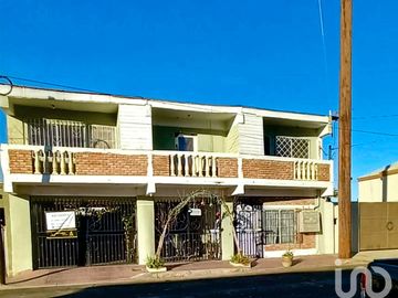 Venta Casa Col. Independencia $3,500 000 MN, con  departamentos incluidos
