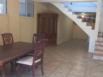 Venta Casa Col. Independencia $3,500 000 MN, con  departamentos incluidos