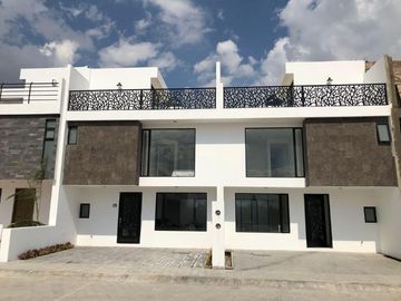 CASA EN VENTA EN PUEBLA