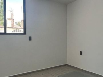 Casa remodelada en Jardines del Valle, Zapopan