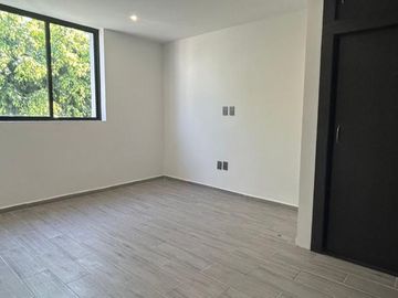 Casa remodelada en Jardines del Valle, Zapopan