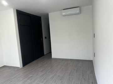 Casa remodelada en Jardines del Valle, Zapopan