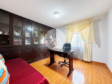 CASA 4 PISOS URB RENOVACION PALOMINO ALTURA PODER JUDICIAL