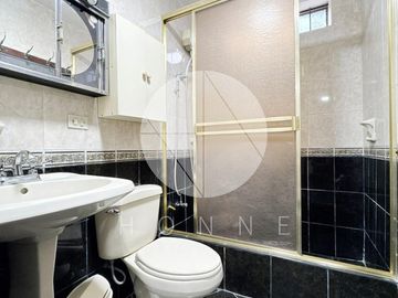 CASA 4 PISOS URB RENOVACION PALOMINO ALTURA PODER JUDICIAL