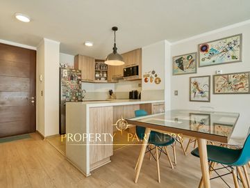 Dúplex contemporáneo en Ñuñoa: comodidad y estilo a pasos de todo