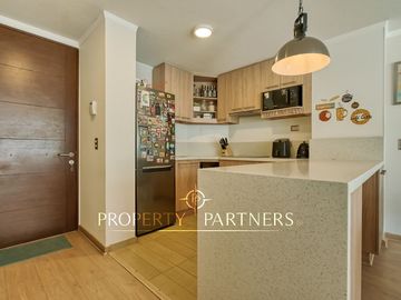 Dúplex contemporáneo en Ñuñoa: comodidad y estilo a pasos de todo