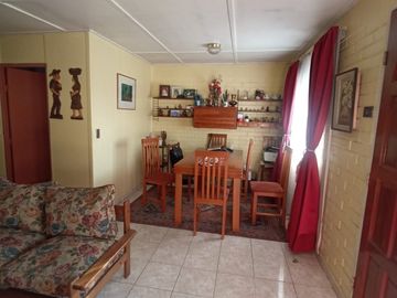 Casa en Venta La Florida con Dpto. Interior independiente, Referencia Diego portales con Nuevo Continente