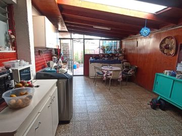 Casa en Venta La Florida con Dpto. Interior independiente, Referencia Diego portales con Nuevo Continente