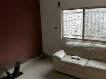 CASA EN VENTA EN COL. CUMBRES 6 SECTOR EN MONTERREY
