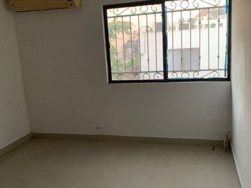 CASA EN VENTA EN COL. CUMBRES 6 SECTOR EN MONTERREY