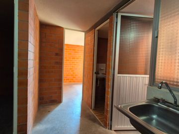 DEPARTAMENTO EN VENTA EN CONJUNTO NARANJOS, ZONA SAN RAMÓN A 500m DE LA 11 SUR!!