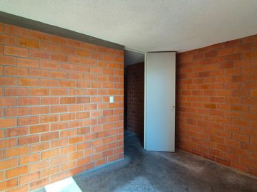 DEPARTAMENTO EN VENTA EN CONJUNTO NARANJOS, ZONA SAN RAMÓN A 500m DE LA 11 SUR!!