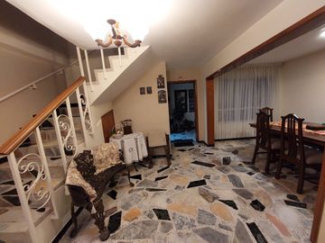 En Venta Casa familiar remodelada, en la Fragua San Antonio Bogotá
