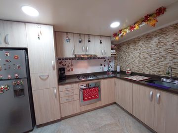 En Venta Casa familiar remodelada, en la Fragua San Antonio Bogotá
