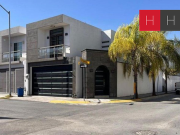 Casa equipada en venta en Nexxus en Escobedo