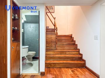 Venta Casa de 6 AMB en Villa Crespo, Capital Federal.
